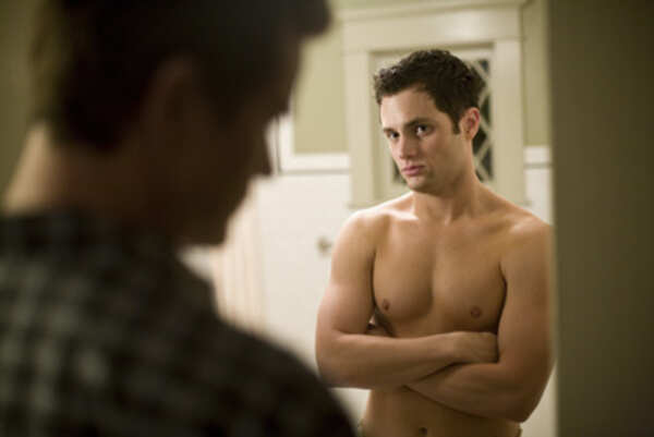 Penn Badgley Images