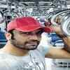 Article image for: When <i class="tbold">Sharad Kelkar</i> traveled in Mumbai local to skip traffic