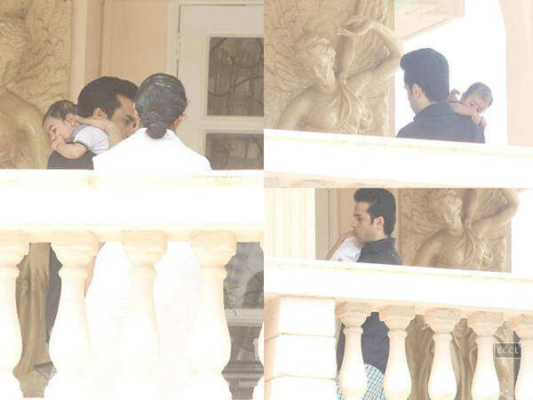 Tusshar Kapoor Images