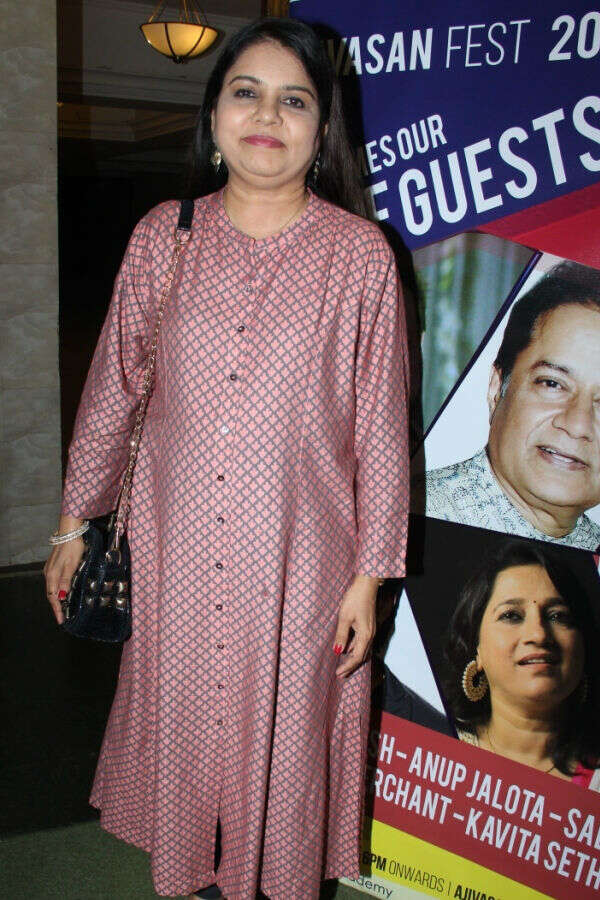 Sadhana Sargam Stills