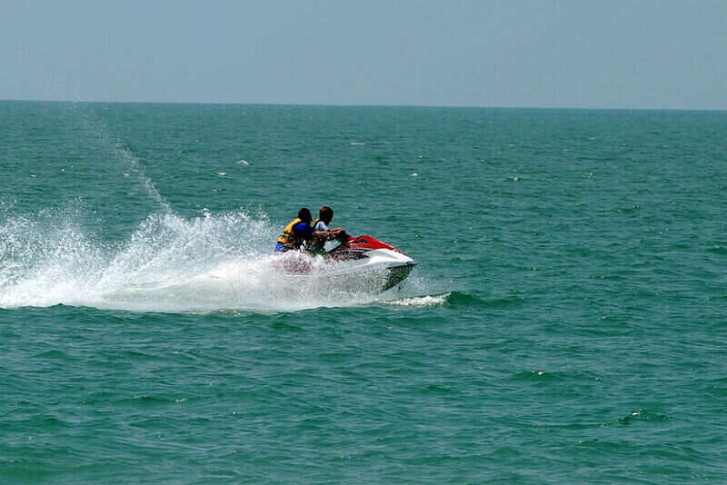jet ski