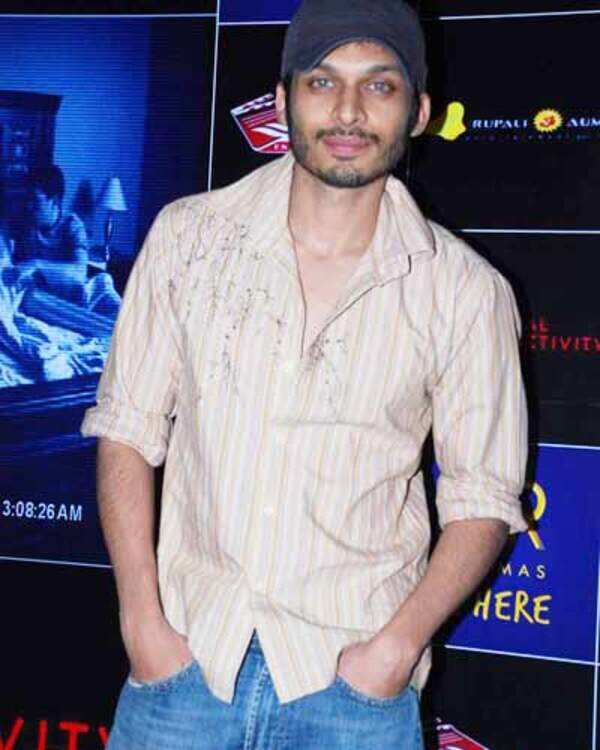 Akshay Kapoor Wallpapers