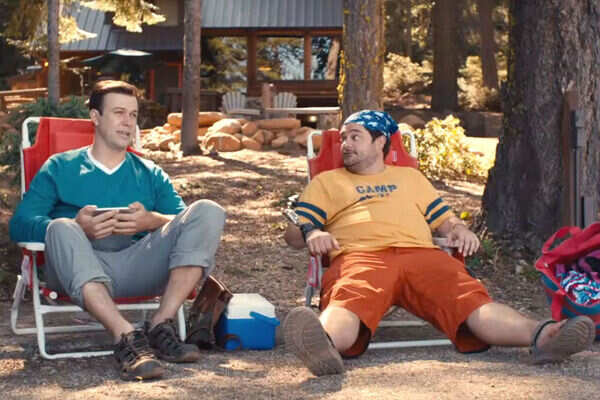 Bobby Moynihan Photos