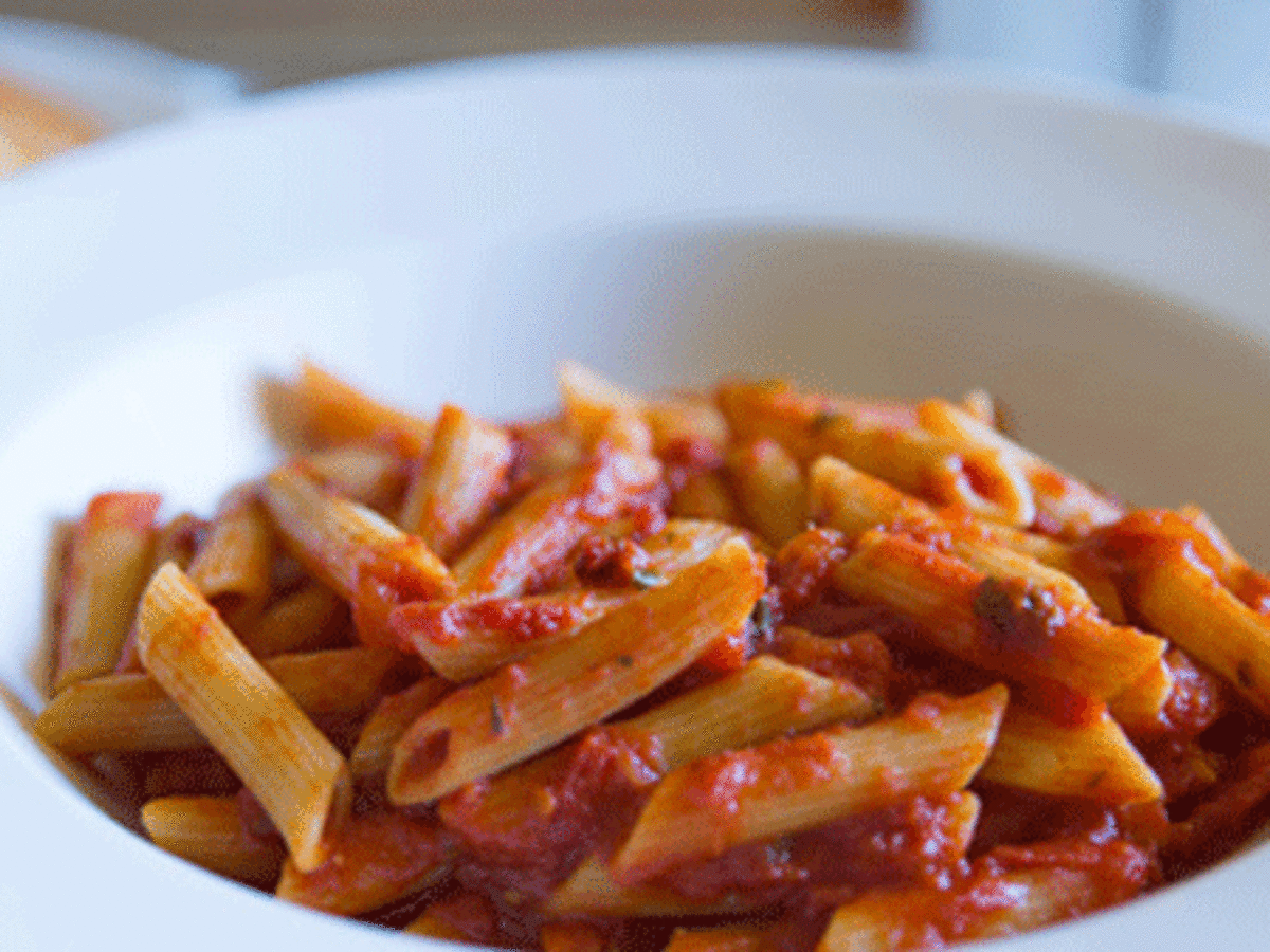 Rund sandsynligt Forsøg Red Sauce Pasta Recipe: How to make Red Sauce Pasta Recipe at Home - Times  Food