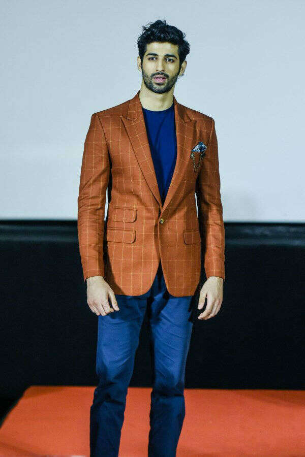 Aashim Gulati Wallpapers