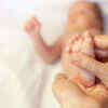 Oil massage helps strength children's bones and enhance their immunity