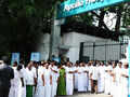Jayalalithaa in hospital, AIADMK workers pray