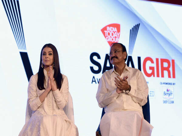 Rohit Bal Pictures
