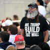 Fans 'Trump' Fashion, in style!