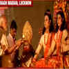 Article image for: PM Modi performs aarti at <i class="tbold">dussehra rally</i> in Lucknow