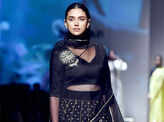 AIFW SS '17: Day 1: The Road to Chanderi