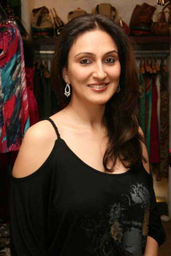 Juhi Babbar Wallpapers