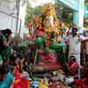 Article image for: Jayalalithaa supporters perform special <i class="tbold">ganesh puja</i> outside Apollo hospital