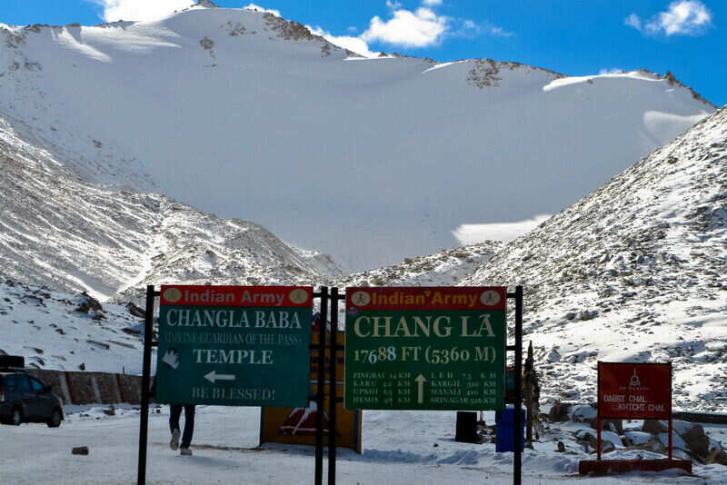 Chang La Pass