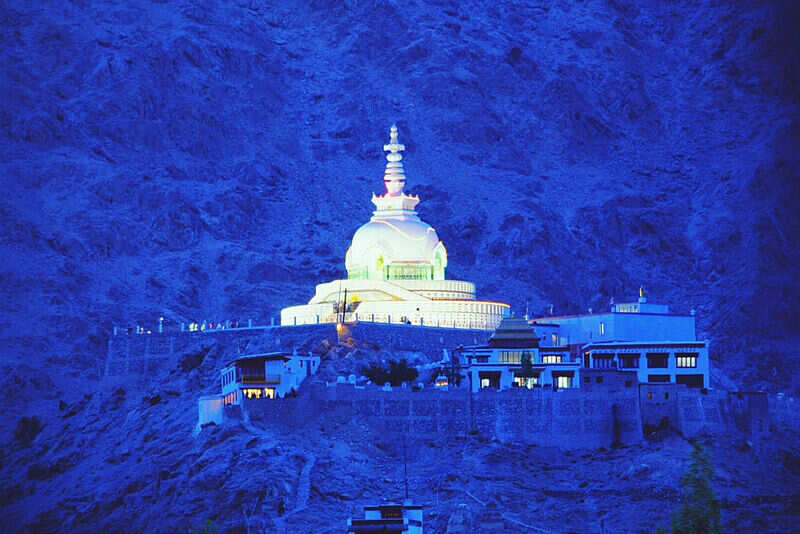 shanti stupa