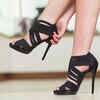 Article image for: <i class="tbold">high heels</i>