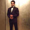 Article image for: Click here to see the latest images of <i class="tbold">Karan Singh Grover</i>