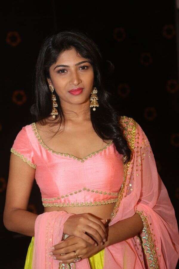 Roshni Prakash Photos