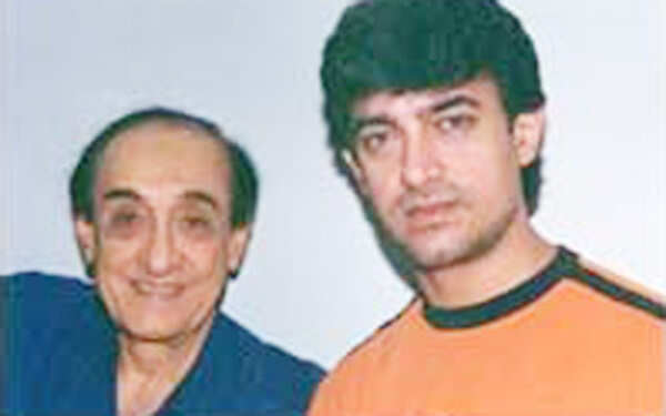 Tahir Hussain Pictures