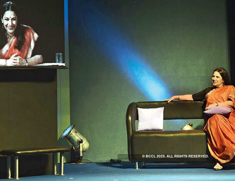 Broken Images: A play