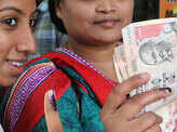 Demonetization: Banks start using indelible ink