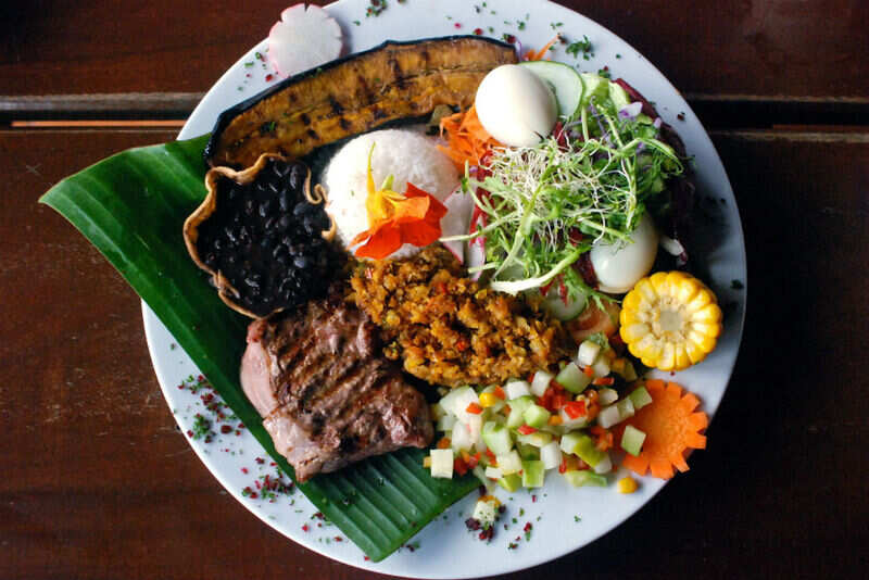 Casado  the platter