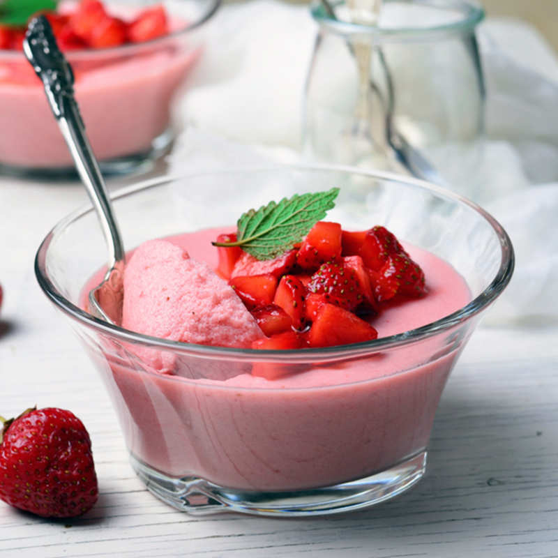 Homemade Strawberry Mousse - Spend With Pennies