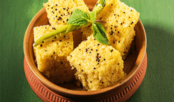 Khaman Dhokla Recipe: How to make Khaman Dhokla Recipe at Home | Homemade  Khaman Dhokla Recipe - Times Food