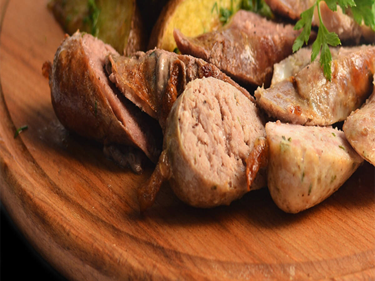 Sausages with Caramelized Onions Recipe