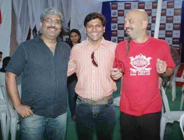 Vijay Dayal Photos