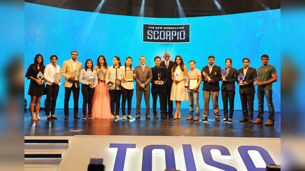 TOISA award winners with Times Group MD Vineet Jain