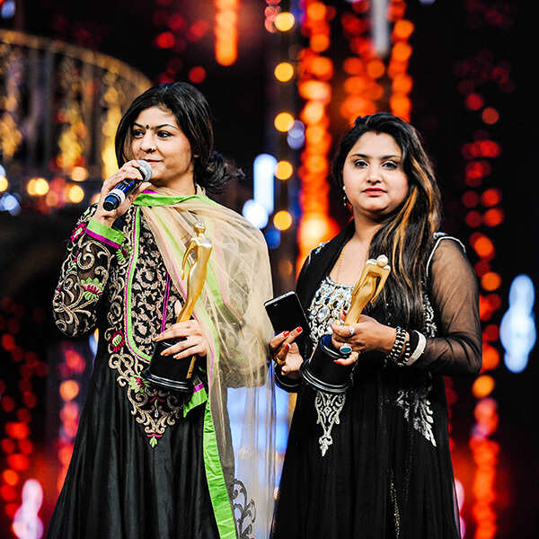 Jyoti Nooran Photos