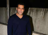 Salman Khan watches Dangal