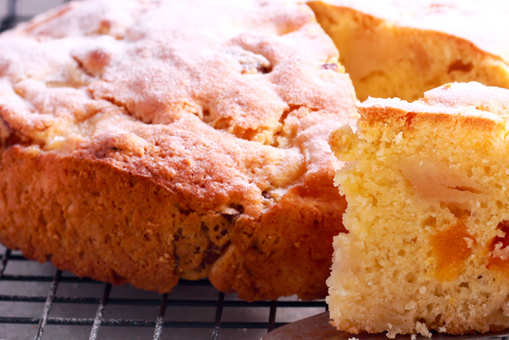 Apple and Apricot Cake