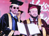 SRK receives honorary doctorate for promoting Urdu