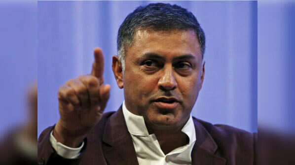 SoftBank's president resigned