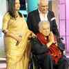 Article image for: Shashi Kapoor gets '<i class="tbold">lifetime achievement award</i>'