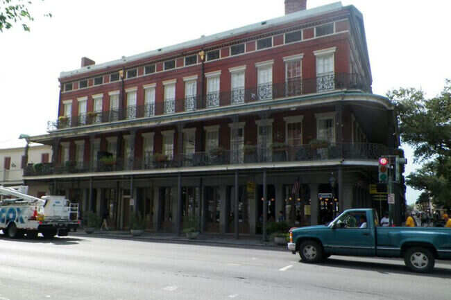 Pontalba Apartments New Orleans Get The Detail Of Pontalba Apartments