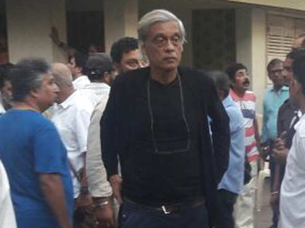 Sudhir Mishra Photos