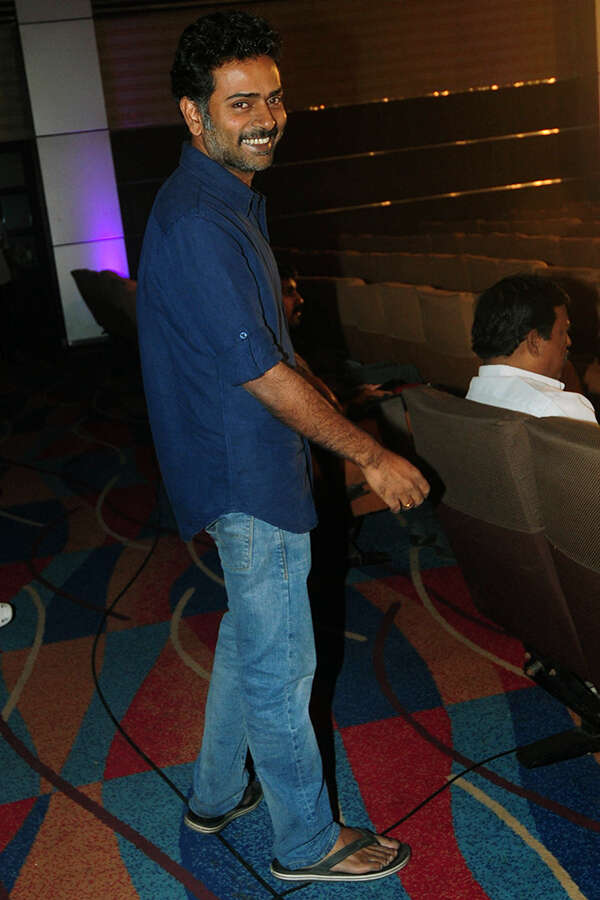 Alphonse Puthren Photos