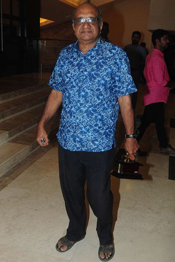 Kalasala Babu Pictures