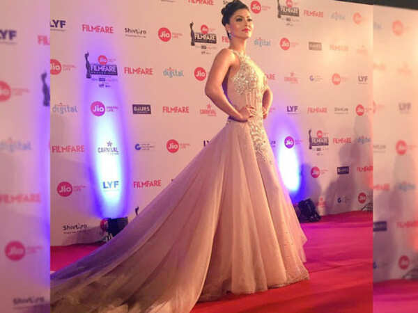 Urvashi Wallpapers