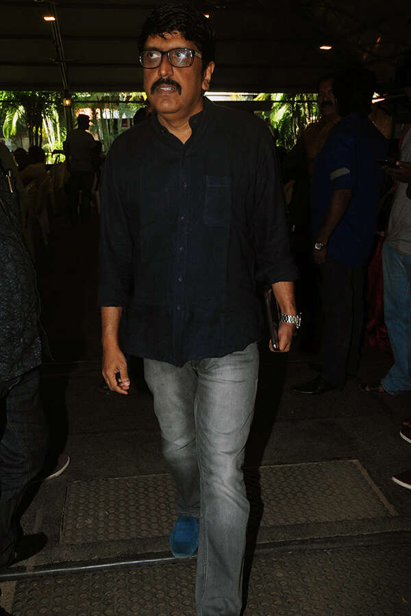 B. Unnikrishnan