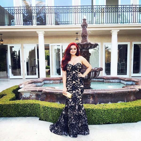 Ariel Winter Photos