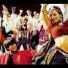 ​ SRK: While shooting ‘Chaiyya Chaiyya’ all dancers were tied to the train, except for me