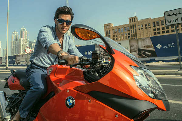 Aarif Rahman Photos