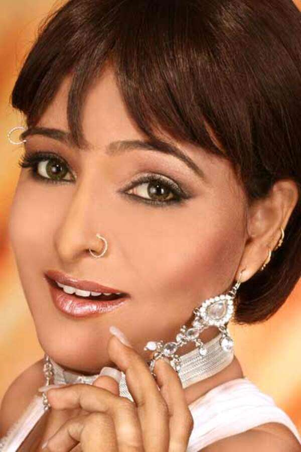 Chandni Chopra Photos