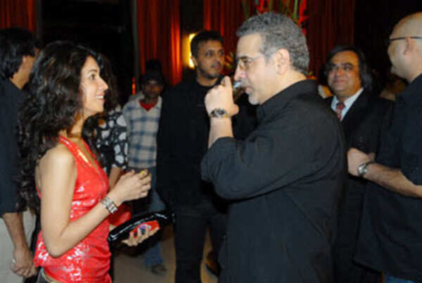 Ravi Behl Images