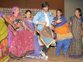 SRK promotes Raees