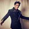Here’s what Shah Rukh Khan gifted his female staff on Valentine’s Day
